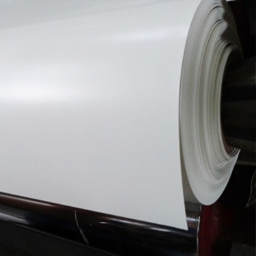 Largeur du film stratifiée par croix ignifuge 100mm de HDPE