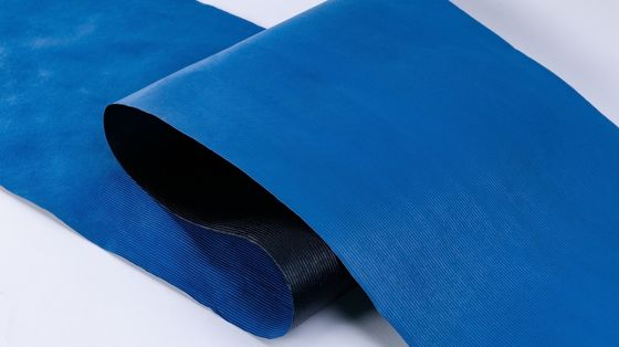 Membrane d'étanchéité auto-adhésive architecturale bleu noir à l'huile de silicone et film PE