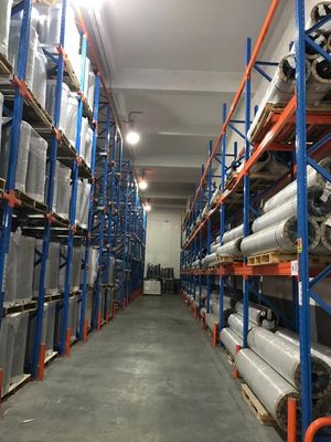 Revêtement de libération enduit de silicone de résistance à hautes températures pour des membranes de bitume